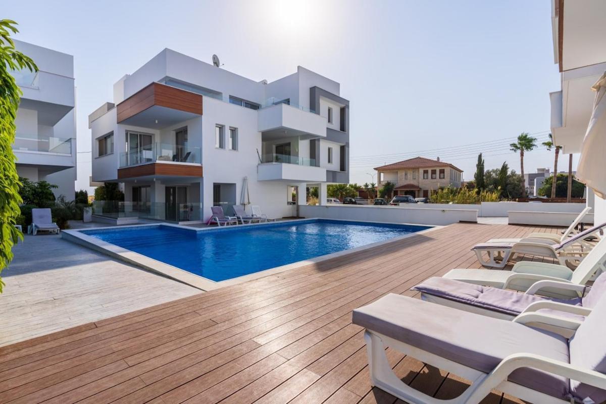 Valleria - 2 Bedroom W Pool In Ларнака